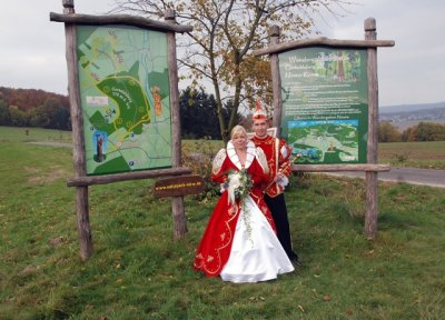 Prinz Karsten I. und prinzessin Ute II. vom Gl&auml;snertal zu Niester Riesen