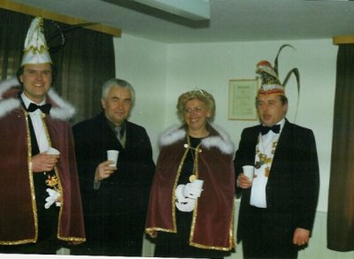 Empfang Bürgermeister Siebert zum Rathaussturm 1982 - Prinzenpaar Walter I. und Hiltrud I. und Sitzungspräsident Walter Brübach